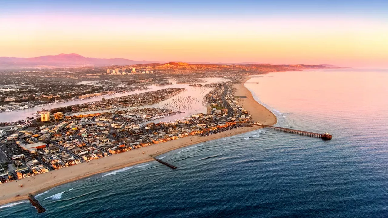 NewportBeach-1280x720px